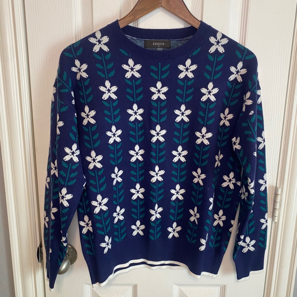 Zesica Sweater Womens Small Floral Knit Blue White Flower Crewneck Pullover